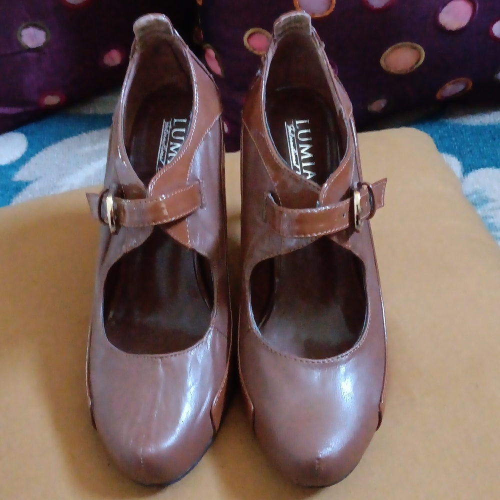 Lumiani MaryJane style Heels